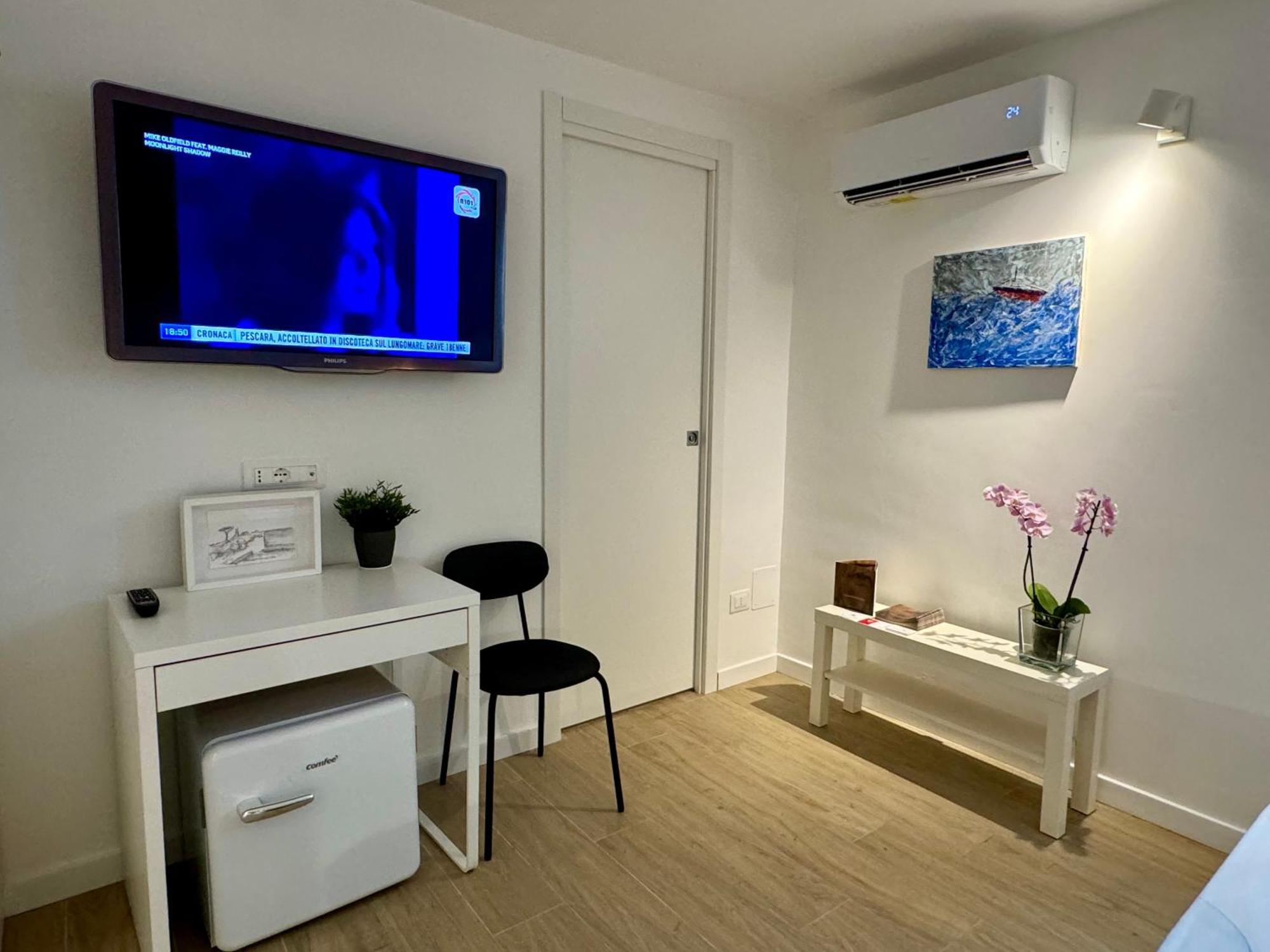 Residenza D'Artista Al Duomo1 Hotel Салерно Екстериор снимка
